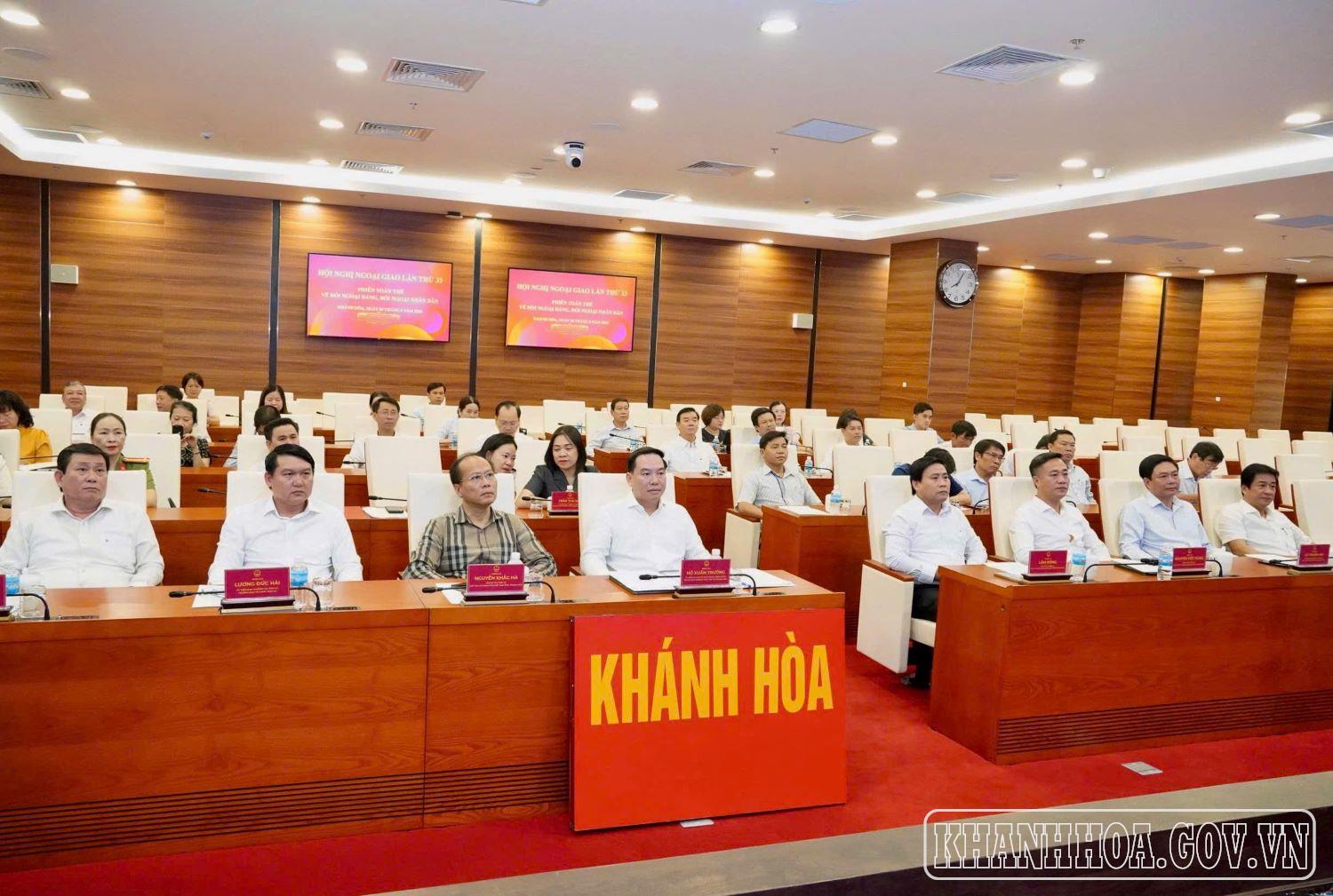 Khánh Hòa dự Phiên toàn thể về đối ngoại Đảng và đối ngoại Nhân dân