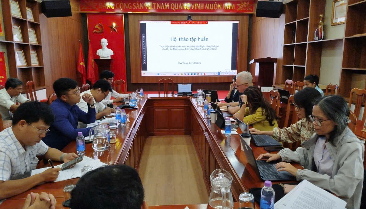 Ban QLDA Phát triển tỉnh Khánh Hòa tổ chức tập huấn nâng cao về chính sách an toàn xã hội và môi trường của Ngân hàng Thế giới