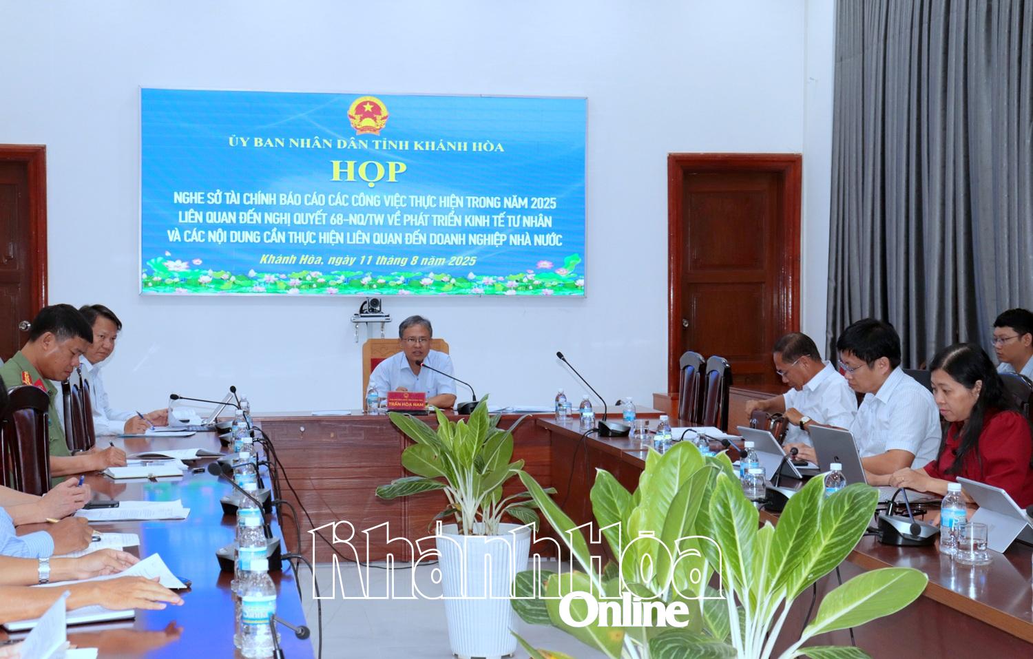 Tiếp tục triển khai thực hiện Nghị quyết 68-NQ/TW