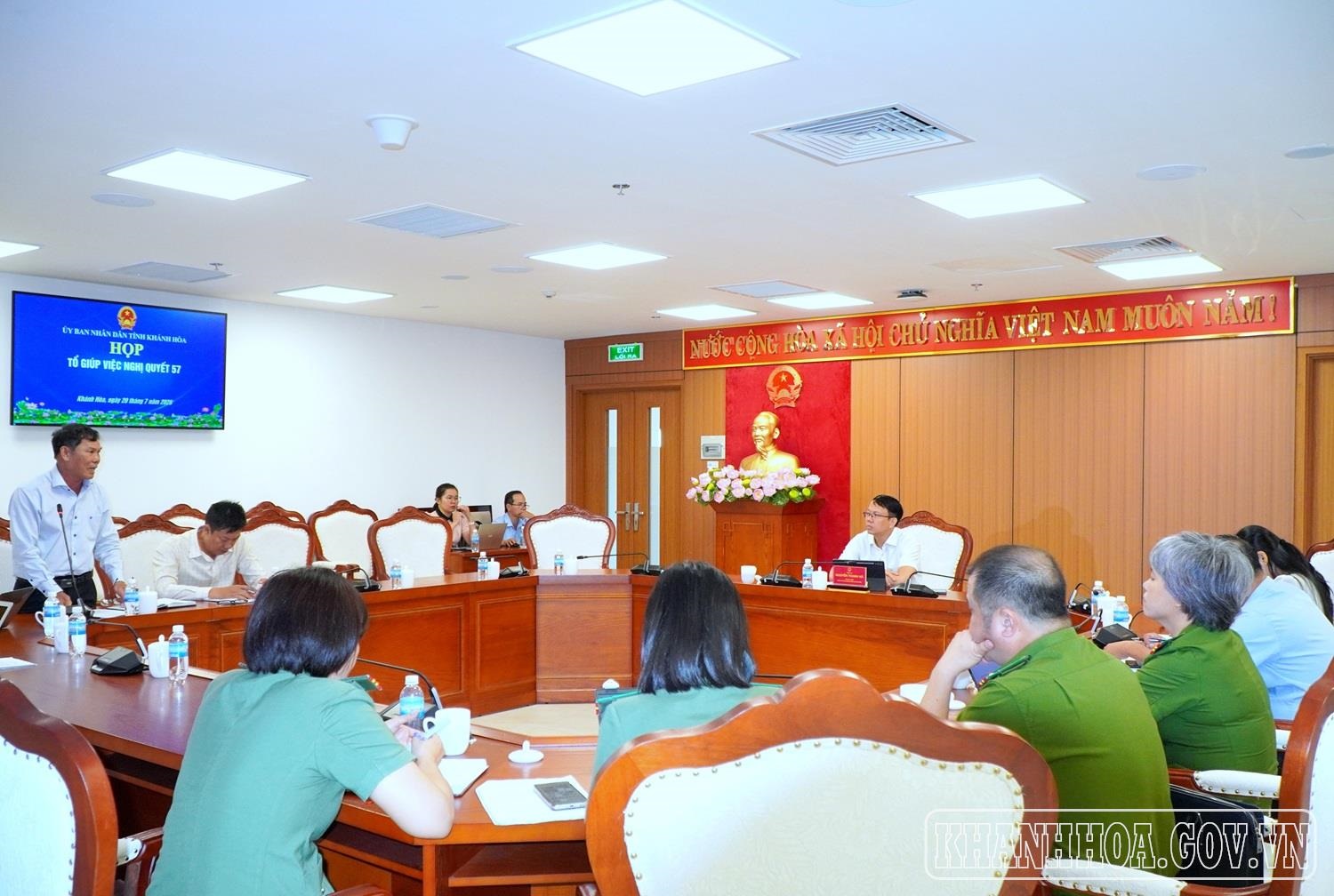 Phó Chủ tịch UBND tỉnh Nguyễn Thanh Hà họp Tổ giúp việc triển khai Nghị quyết số 57