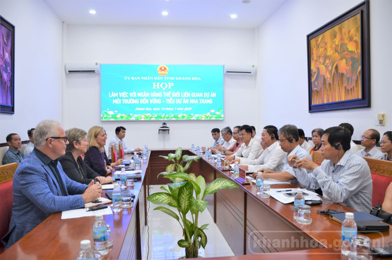 Lãnh đạo tỉnh làm việc với Ngân hàng Thế giới về tiến độ Dự án CCSEP Nha Trang