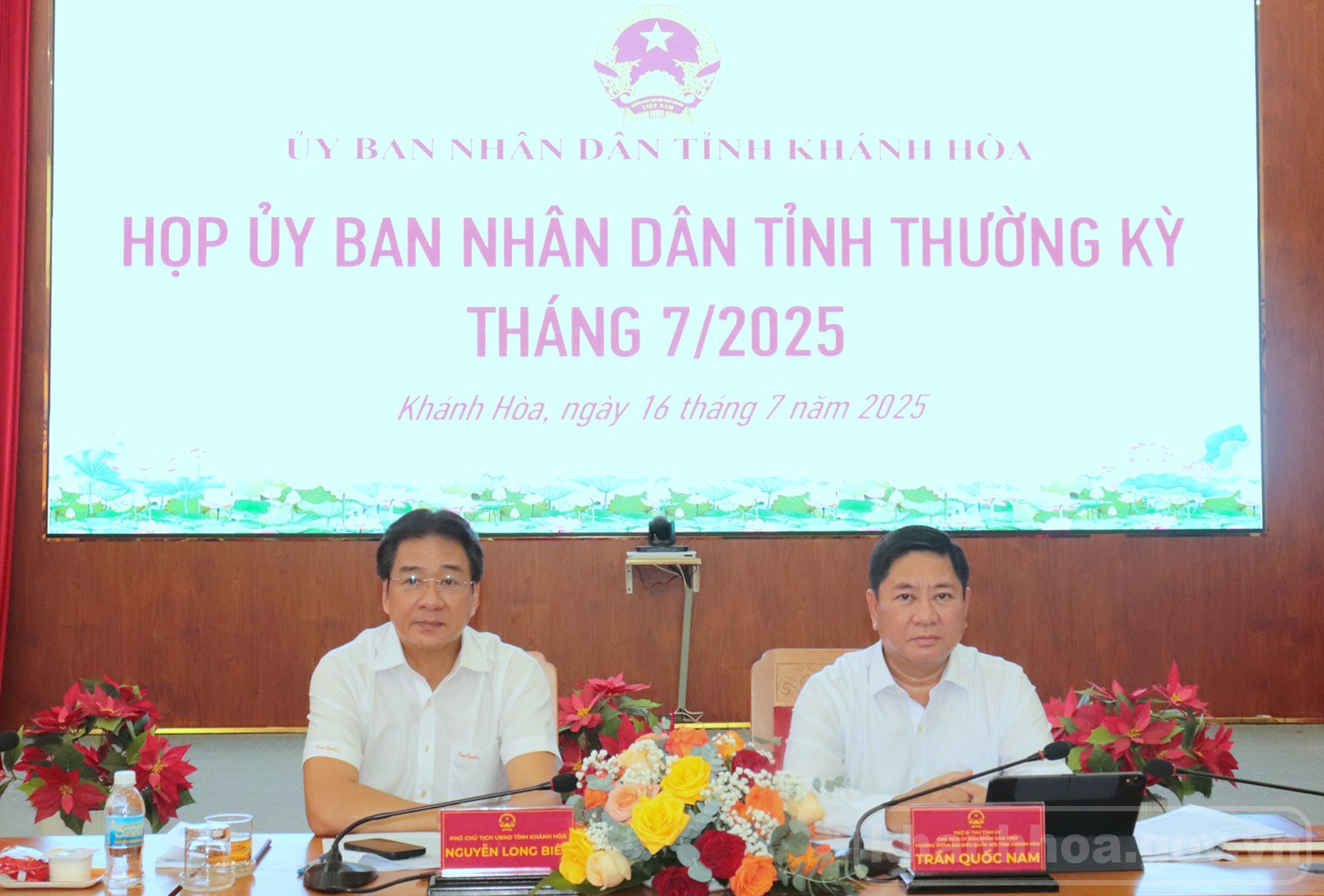 Toàn tâm, toàn lực thực hiện nhiệm vụ để ổn định tình hình, thúc đẩy tăng trưởng kinh tế