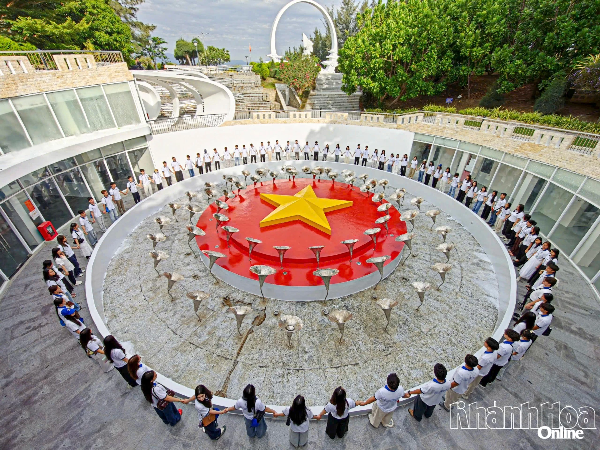 Còn mãi với non sông - Gạc Ma - Tượng đài bất tử