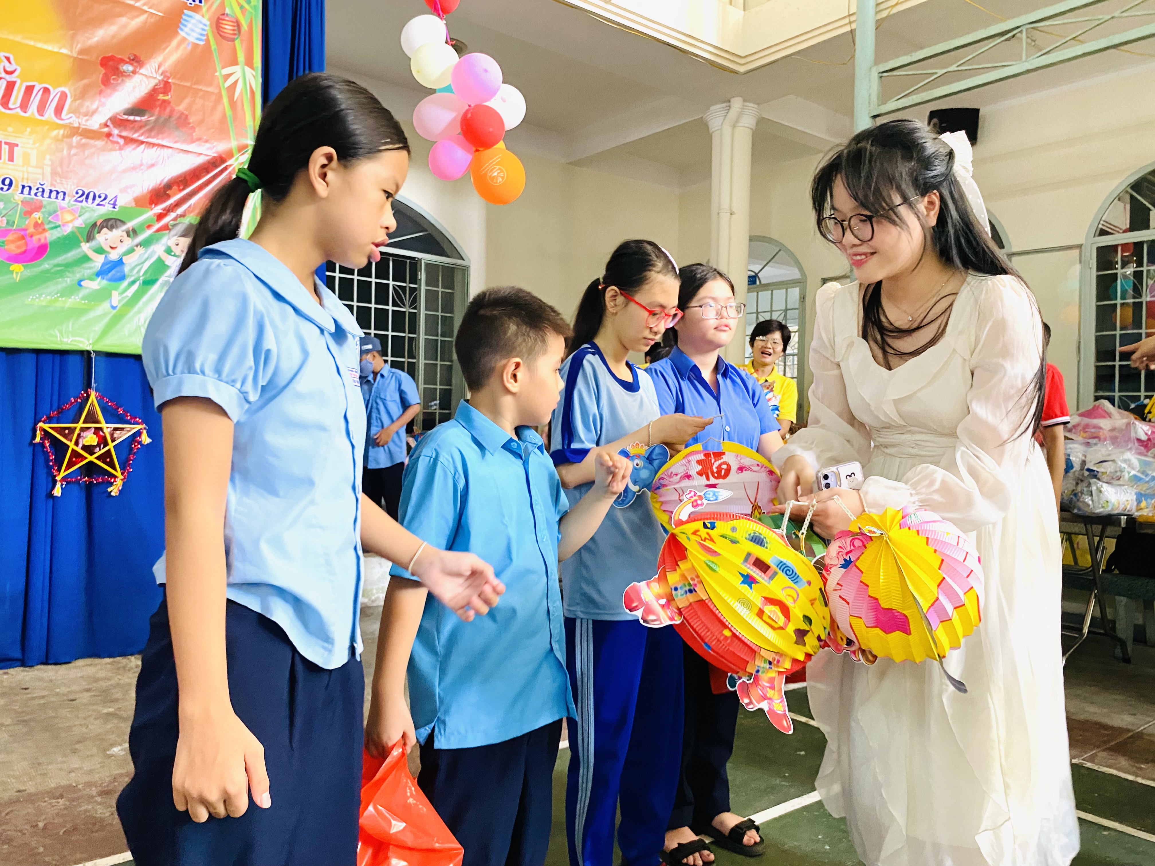Tổ chức các hoạt động chăm lo cho trẻ em nhân dịp Tết Trung thu