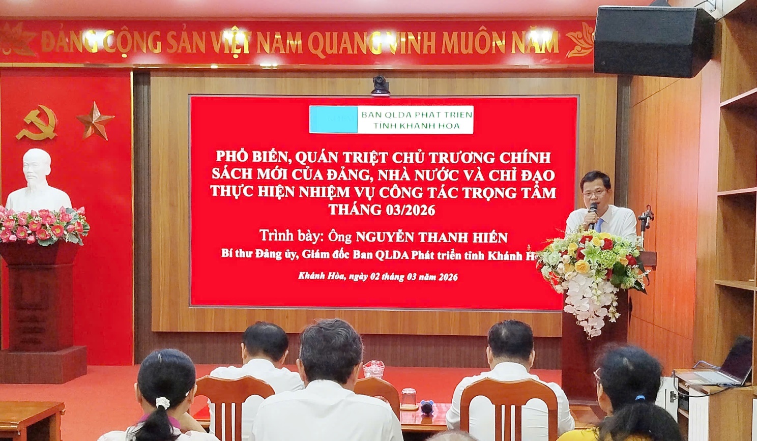 Hình ảnh về BAN QUẢN LÝ DỰ ÁN PHÁT TRIỂN TỈNH KHÁNH HÒA TỔ CHỨC LỄ CHÀO CỜ THÁNG 3/2026