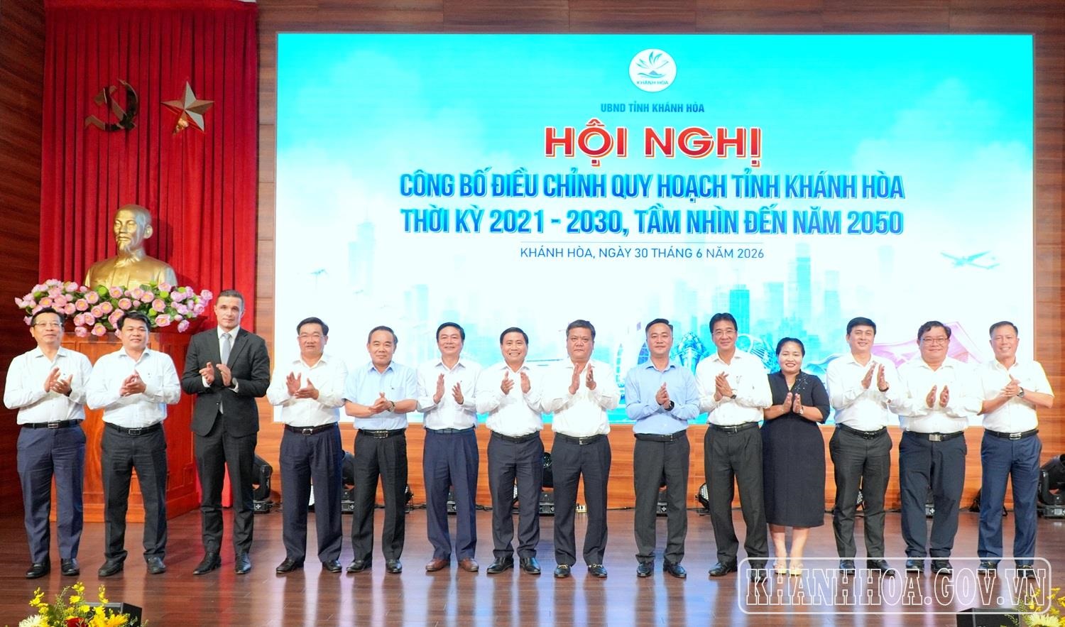 Công bố Điều chỉnh Quy hoạch tỉnh Khánh Hòa thời kỳ 2021-2030, tầm nhìn đến năm 2050