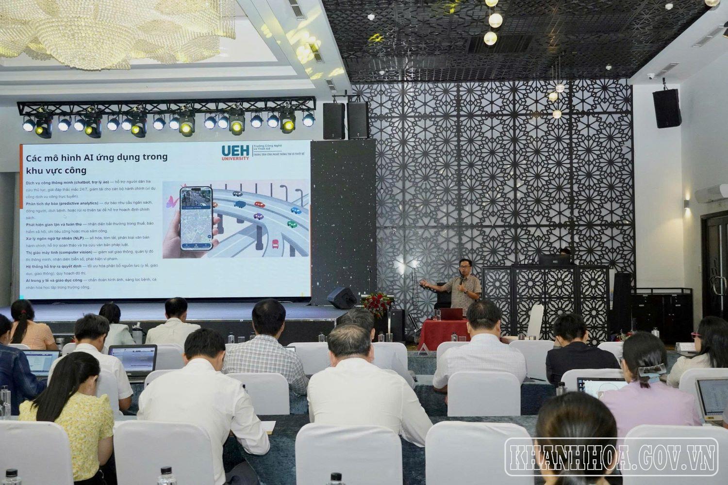 Bồi dưỡng kỹ năng ứng dụng AI và thương mại điện tử cho 250 cán bộ, quản lý trên địa bàn tỉnh