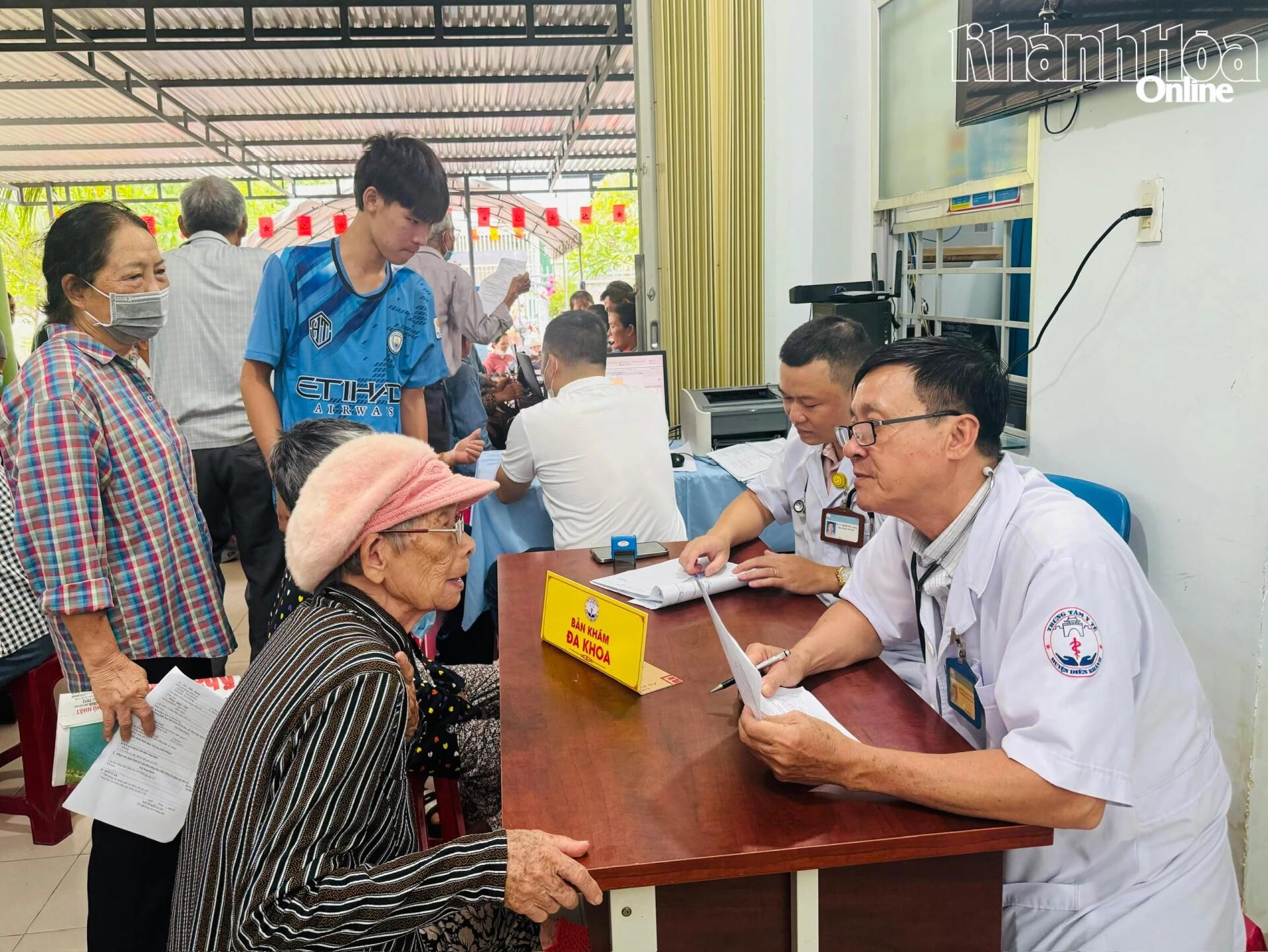 Quyết liệt hoàn thành 100% mục tiêu khám sức khỏe cho người dân trong năm 2026