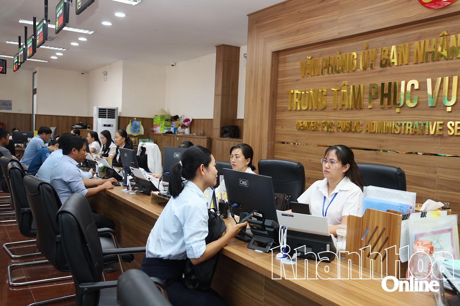 Tiếp tục cải thiện, nâng cao chỉ số cải cách hành chính và chỉ số hài lòng năm 2025