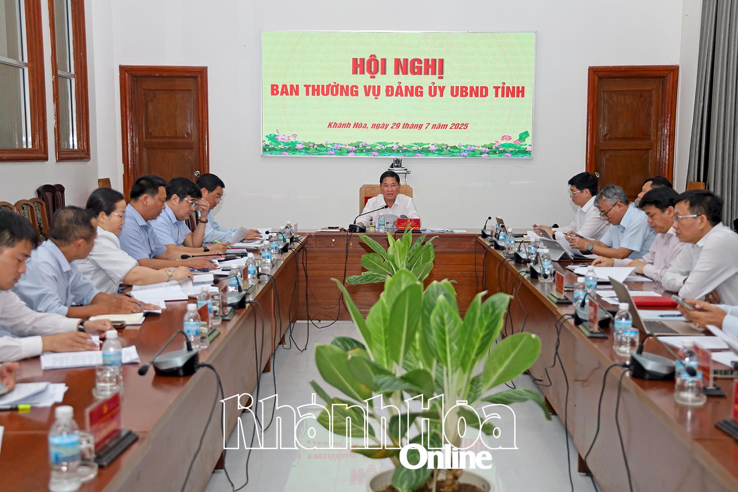Tập trung chuẩn bị chu đáo cho Đại hội đại biểu Đảng bộ UBND tỉnh Khánh Hòa lần thứ nhất