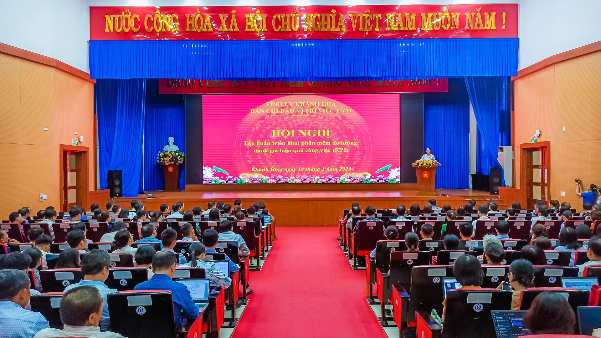 KPI - Cú hích cho thập niên tăng trưởng hai con số 