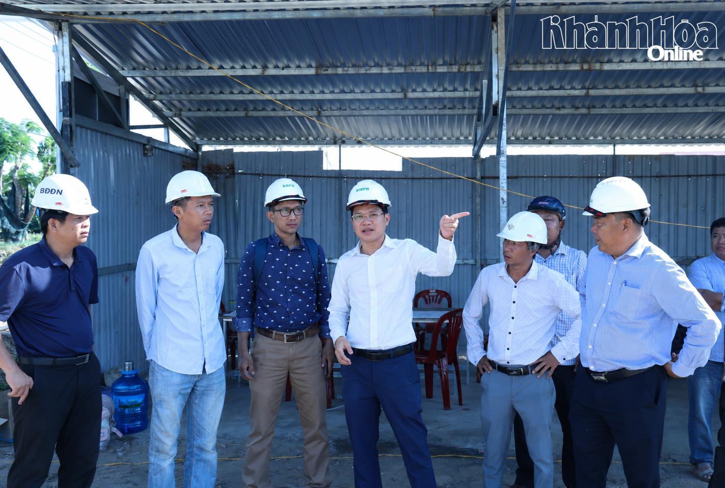 Đôn đốc giải phóng mặt bằng các dự án tái định cư phục vụ đường sắt tốc độ cao tại xã Tân Định