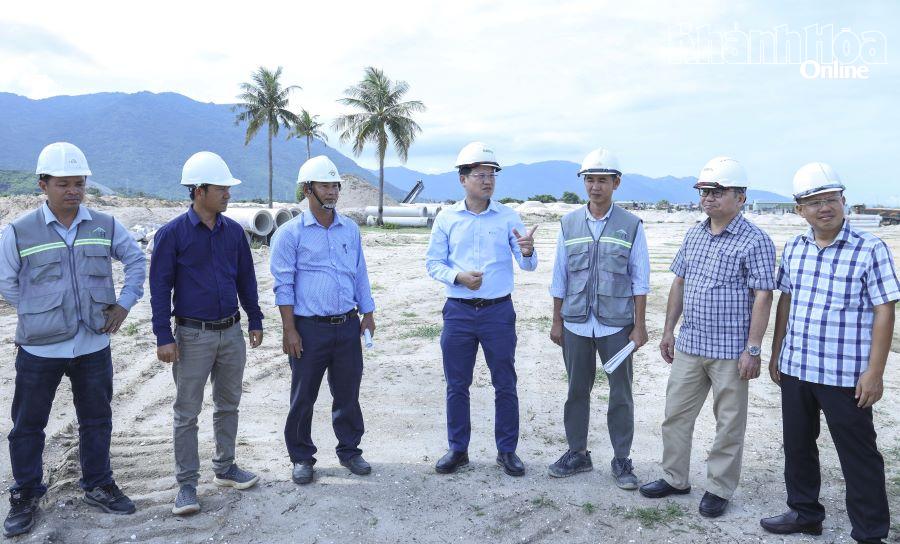 Hình ảnh về Kiểm tra công tác giải phóng mặt bằng Dự án Khu tái định cư Vạn Thắng