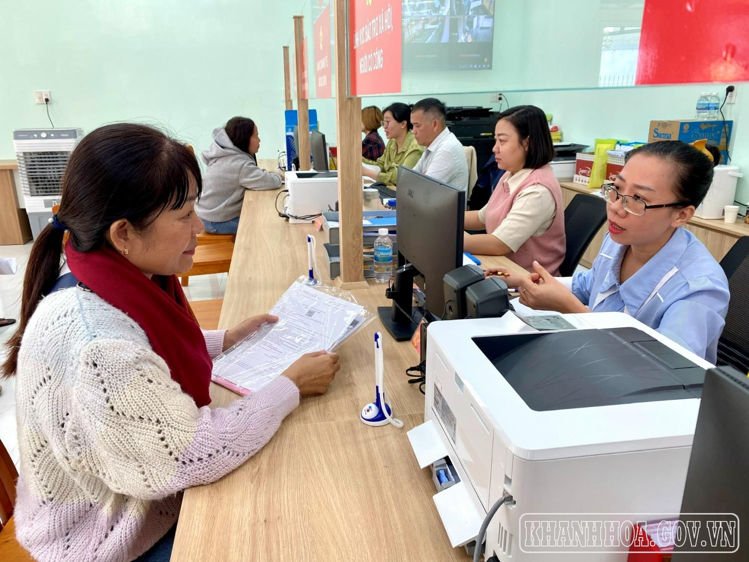 Triển khai đồng bộ các giải pháp xây dựng, hoàn thiện tổ chức bộ máy tại Khánh Hòa